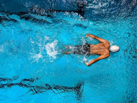 l-carnitina προετοιμασία κολύμβηση αθλητές